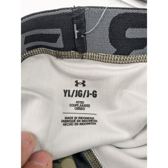 Under Armour Boys Fitted Camo Leggings - Youth Large - Picture 4 of 6